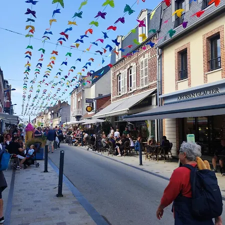 Le Jardin Des Hirondelles - 3 펜션 르크로토이