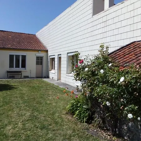 Сasa de vacaciones Le Jardin Des Hirondelles - 3